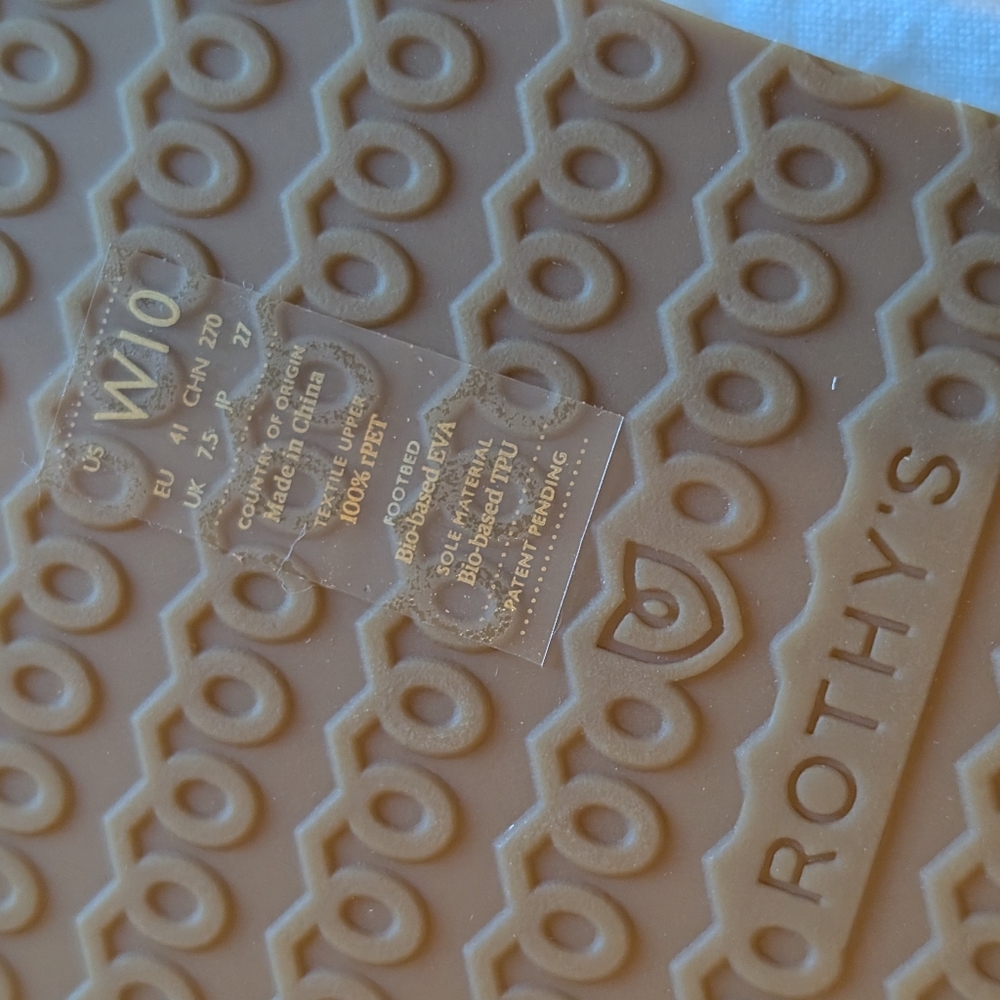 Rothys White Flip Flop NWT Size 10 - Picture 3 of 4